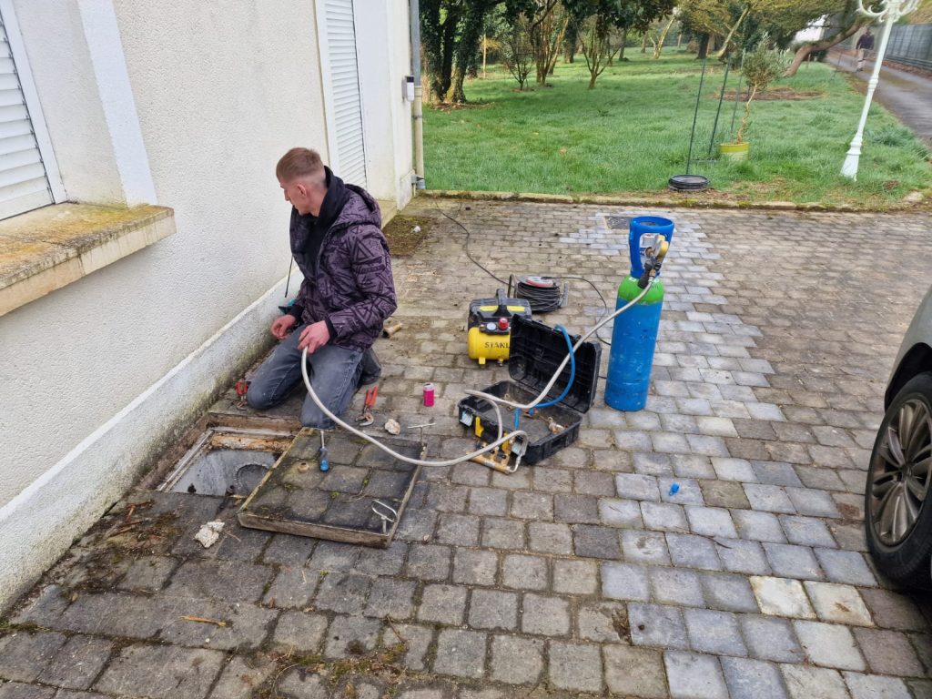 plombier recherche de fuite d'eau paris et idf